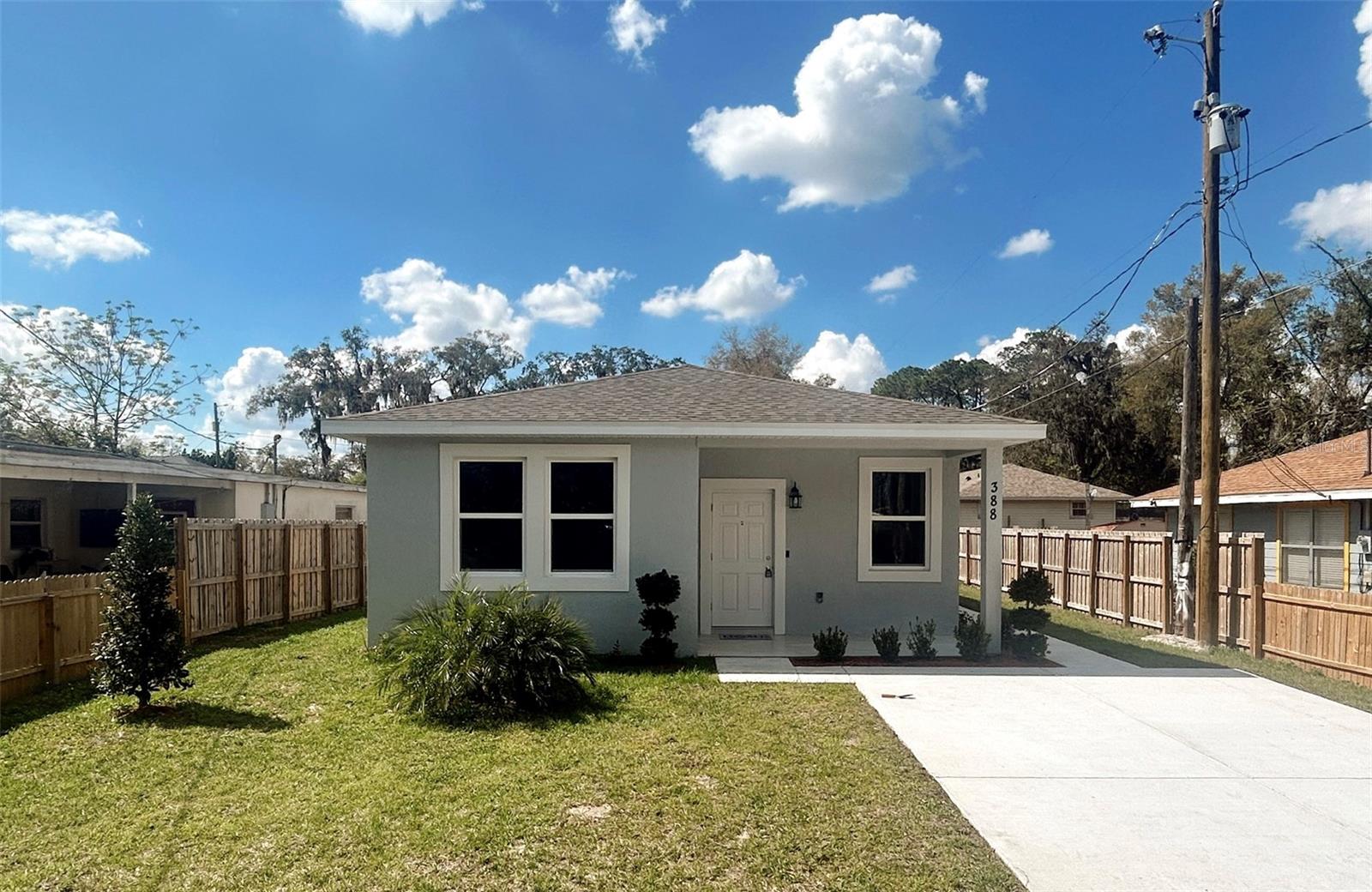 388 Chinaberry Ave Property Photo