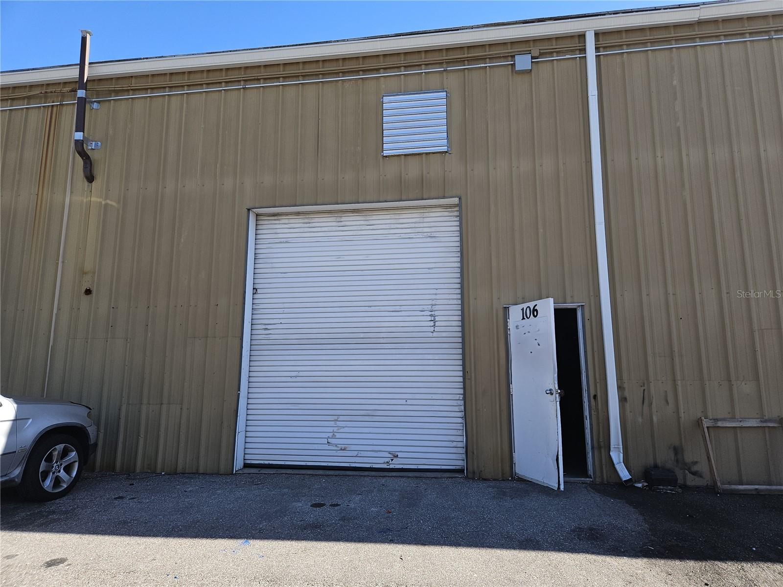 2400 N Forsyth Rd Property Photo 18