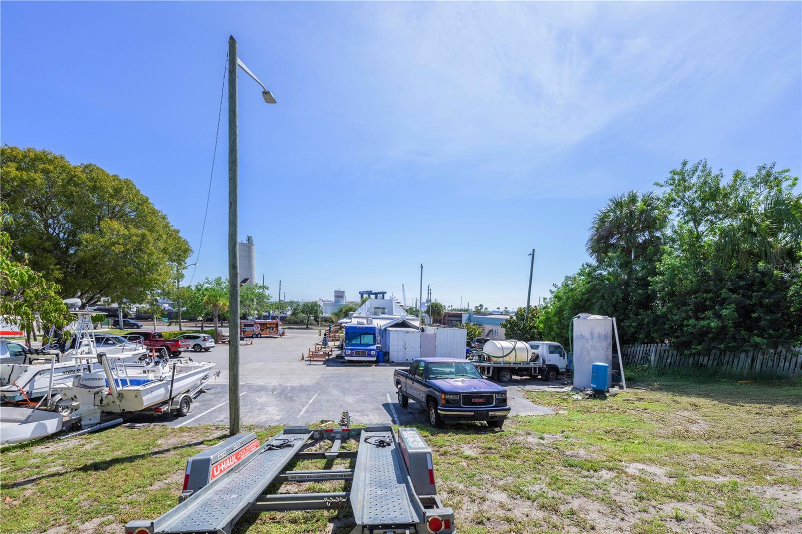 927 N Us Highway 1 Property Photo 16
