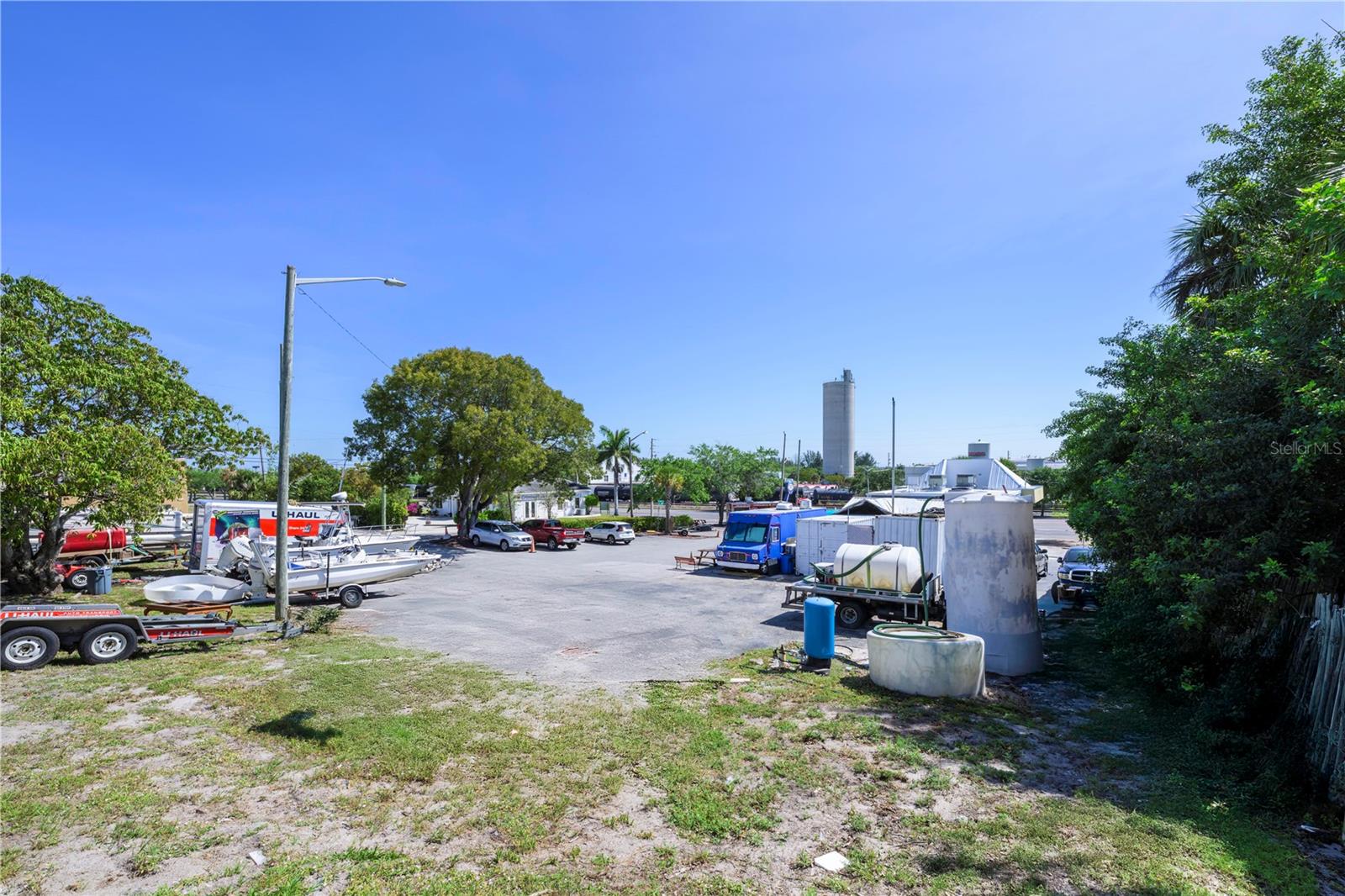 927 N Us Highway 1 Property Photo 20