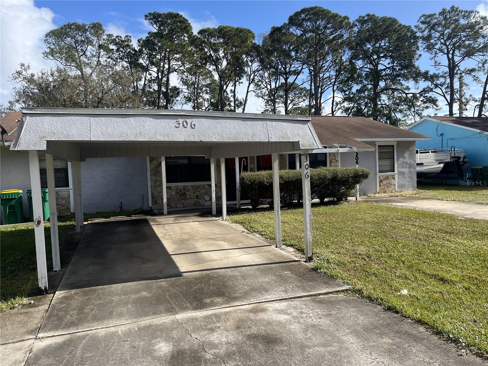306 Palm Ave Property Photo 1