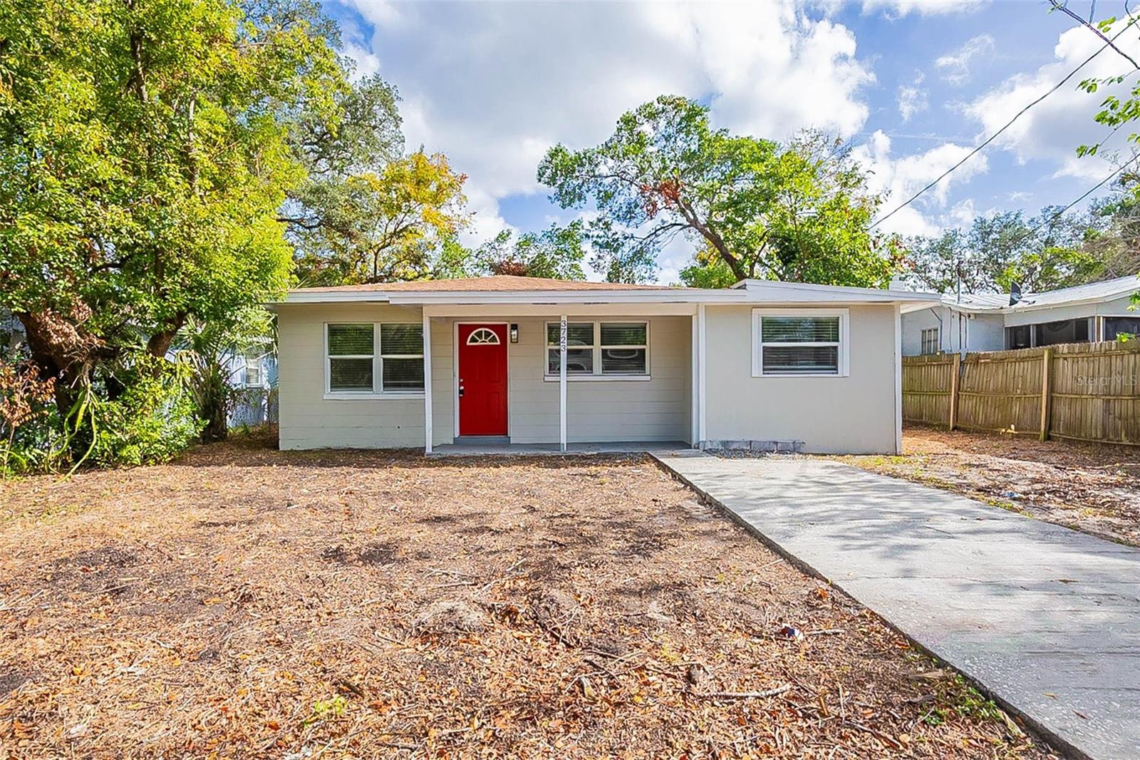 3723 N Garrison St Property Photo 1