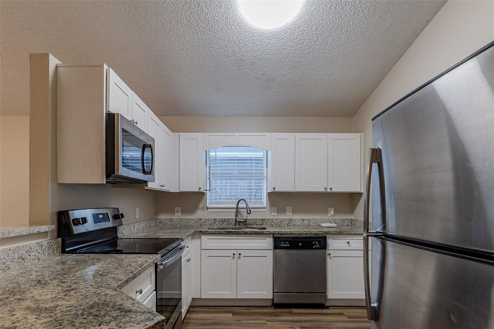 5436 Wood Crossing St Property Photo 5