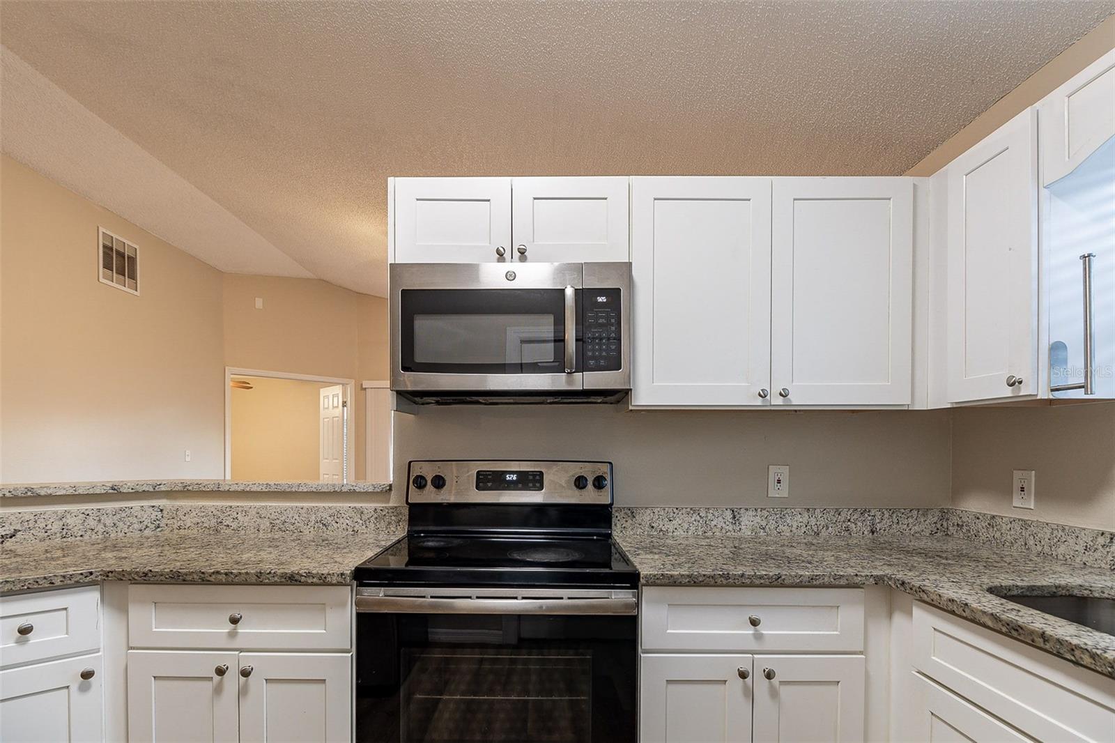 5436 Wood Crossing St Property Photo 6