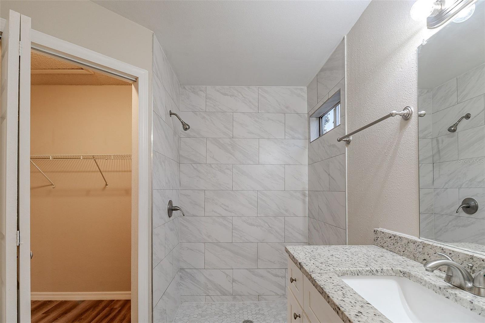 5436 Wood Crossing St Property Photo 12