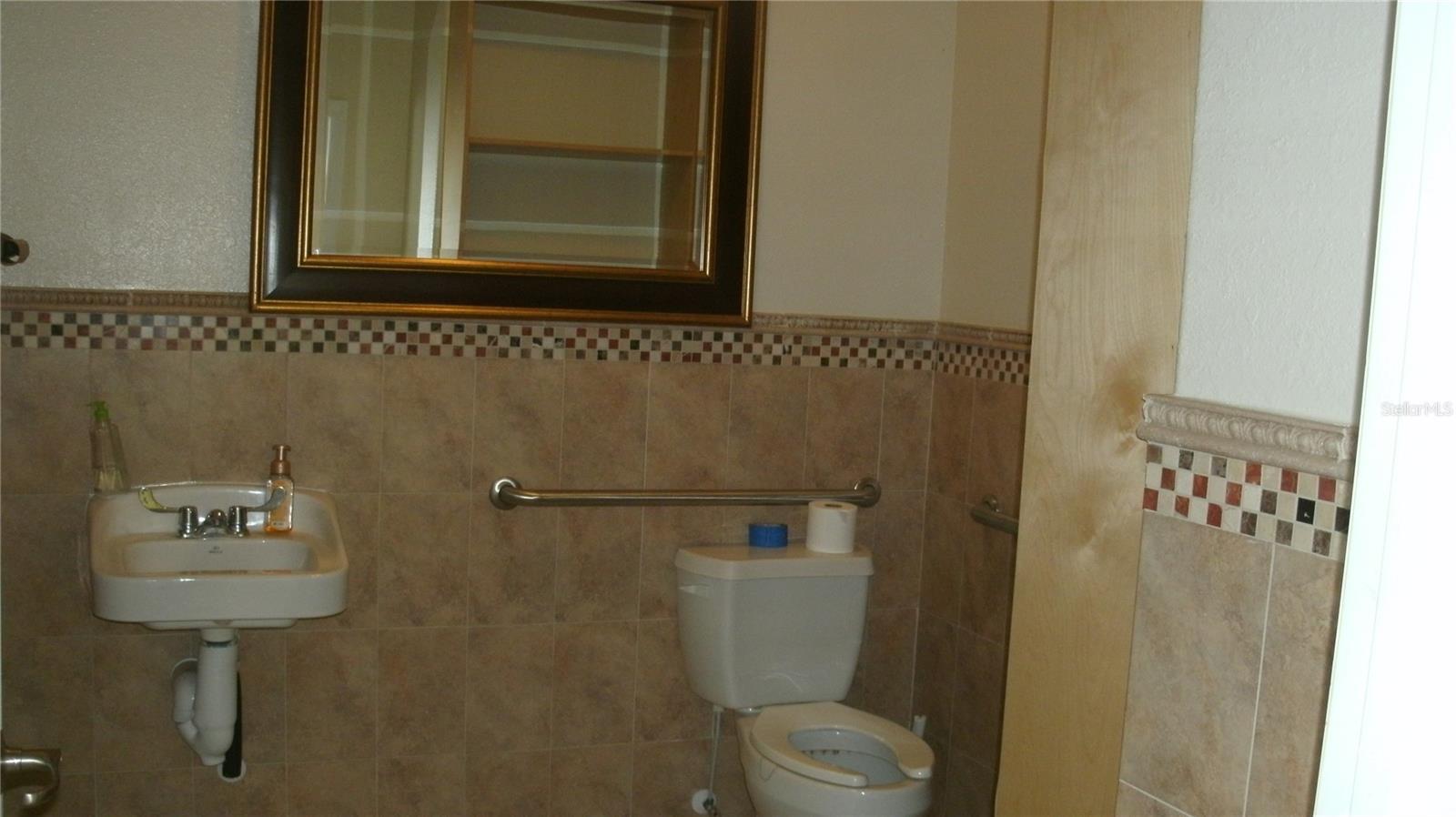 1664 Goldenrod Rd #8104 Property Photo 13