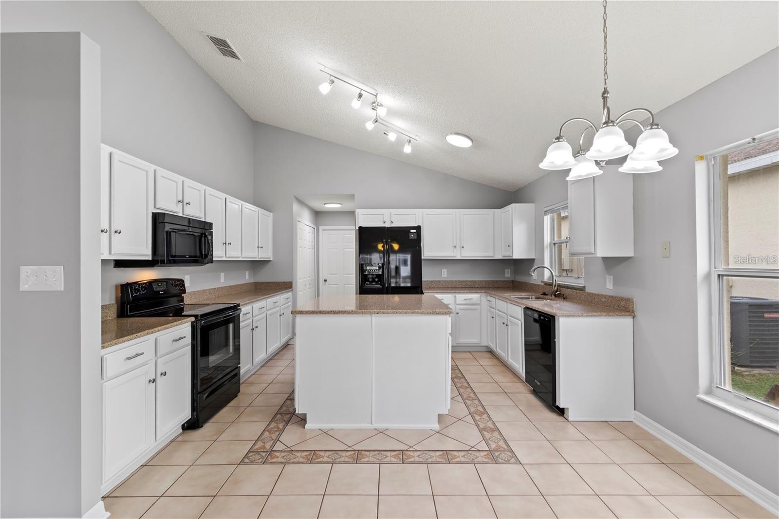 4731 Summerbridge Cir Property Photo 5