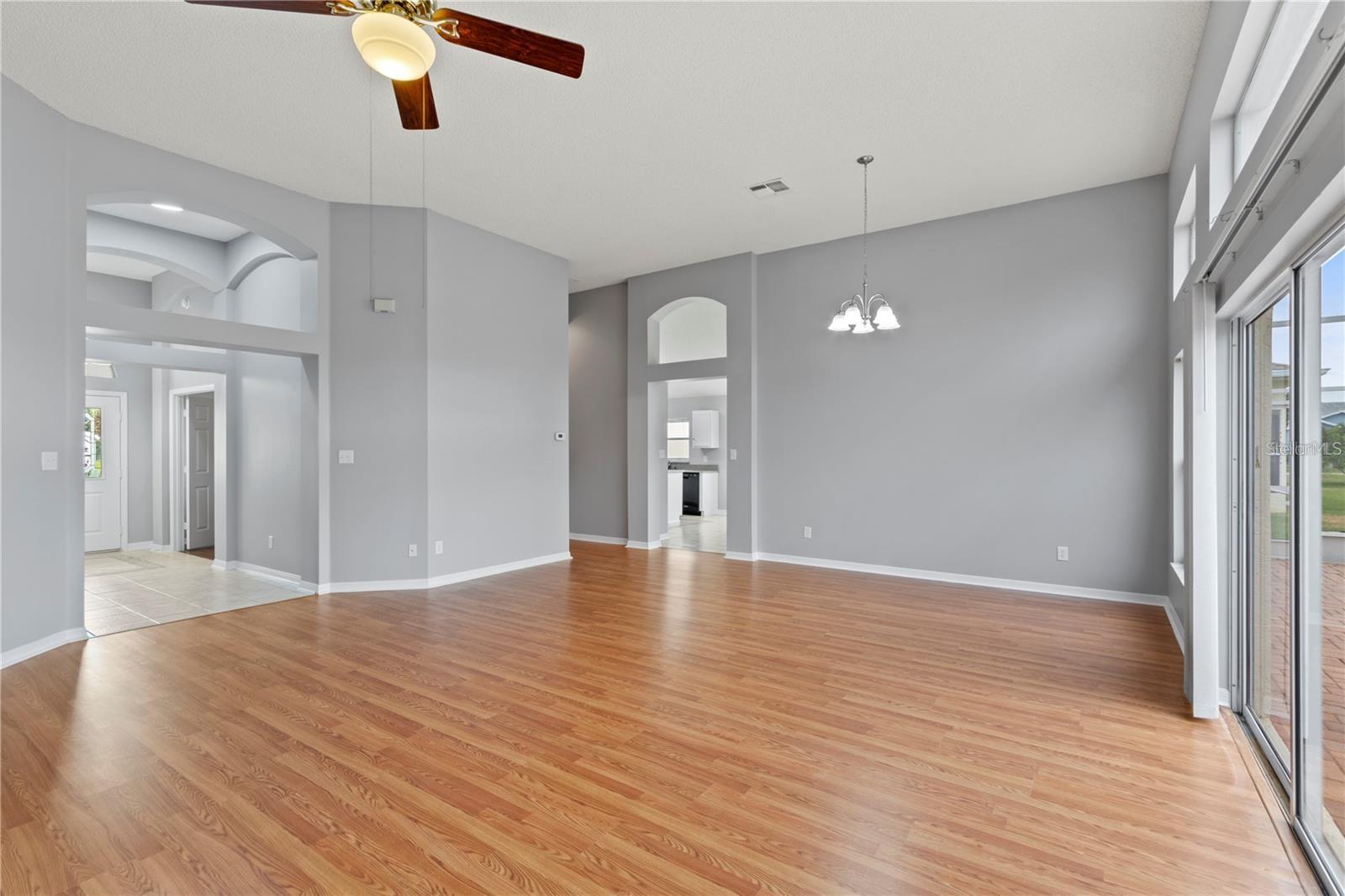 4731 Summerbridge Cir Property Photo 13