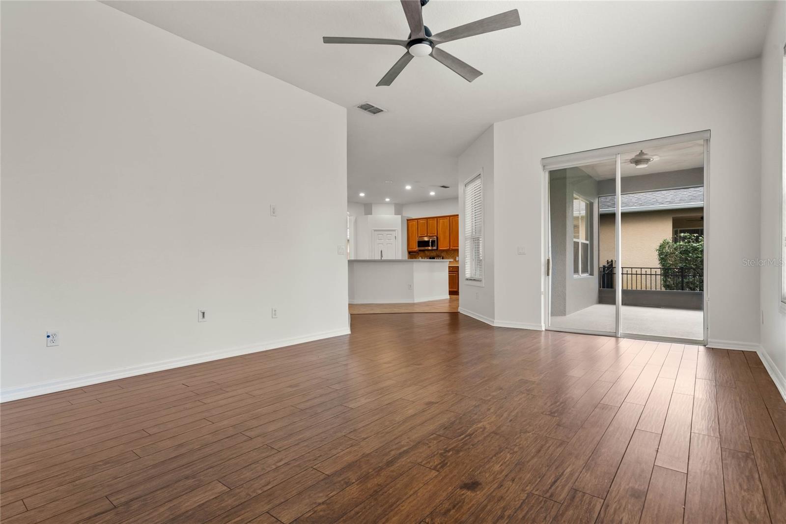 2806 Balforn Tower Way Property Photo 11