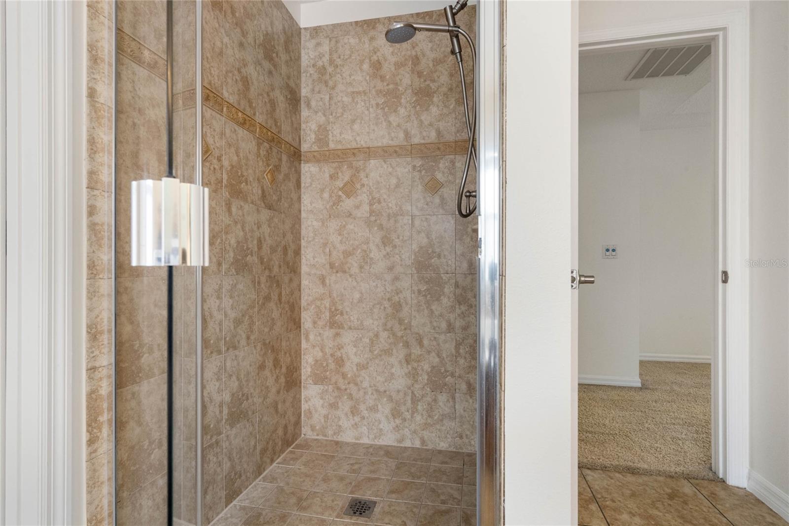 2806 Balforn Tower Way Property Photo 26