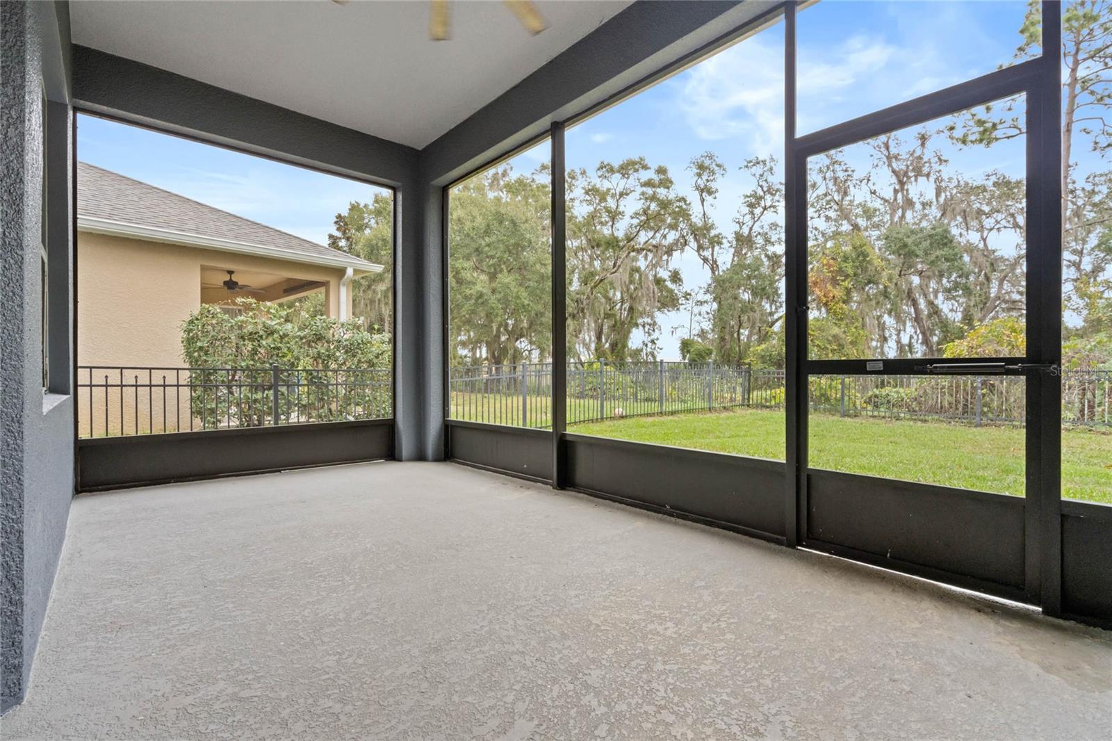 2806 Balforn Tower Way Property Photo 34