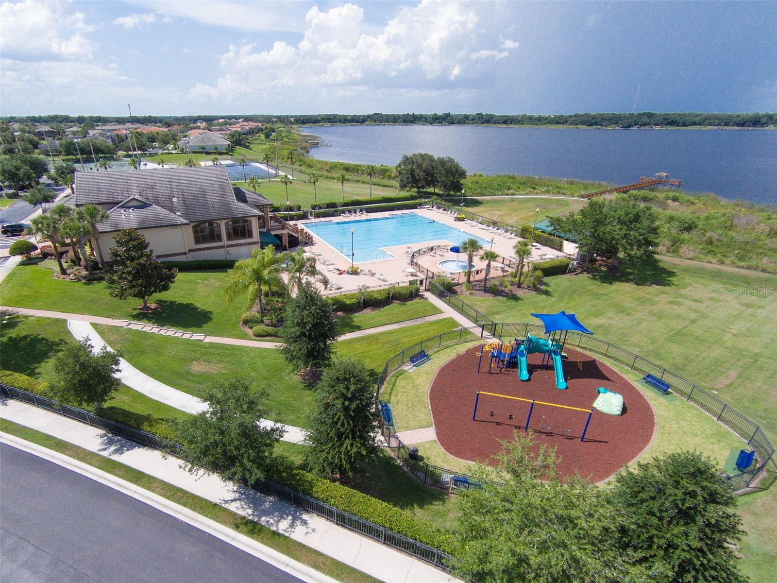 2806 Balforn Tower Way Property Photo 45
