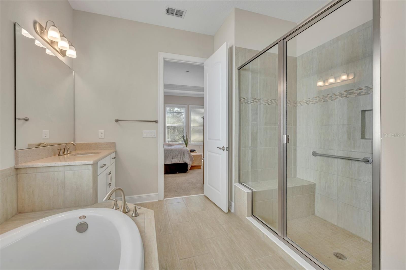 14157 Creekbed Cir Property Photo 18