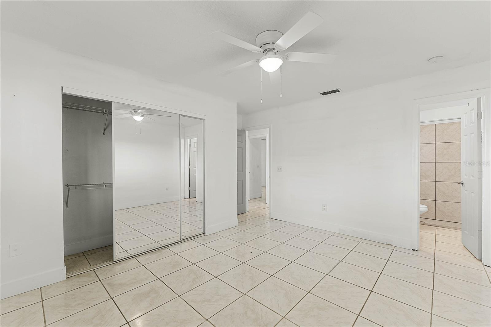825 Kottle Cir S Property Photo 10