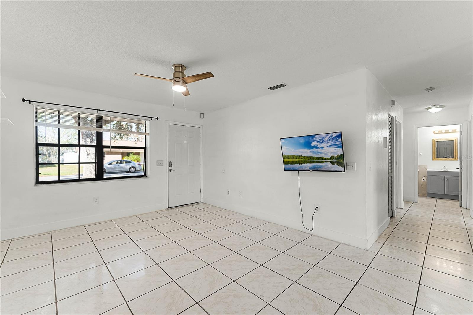 825 Kottle Cir S Property Photo 11