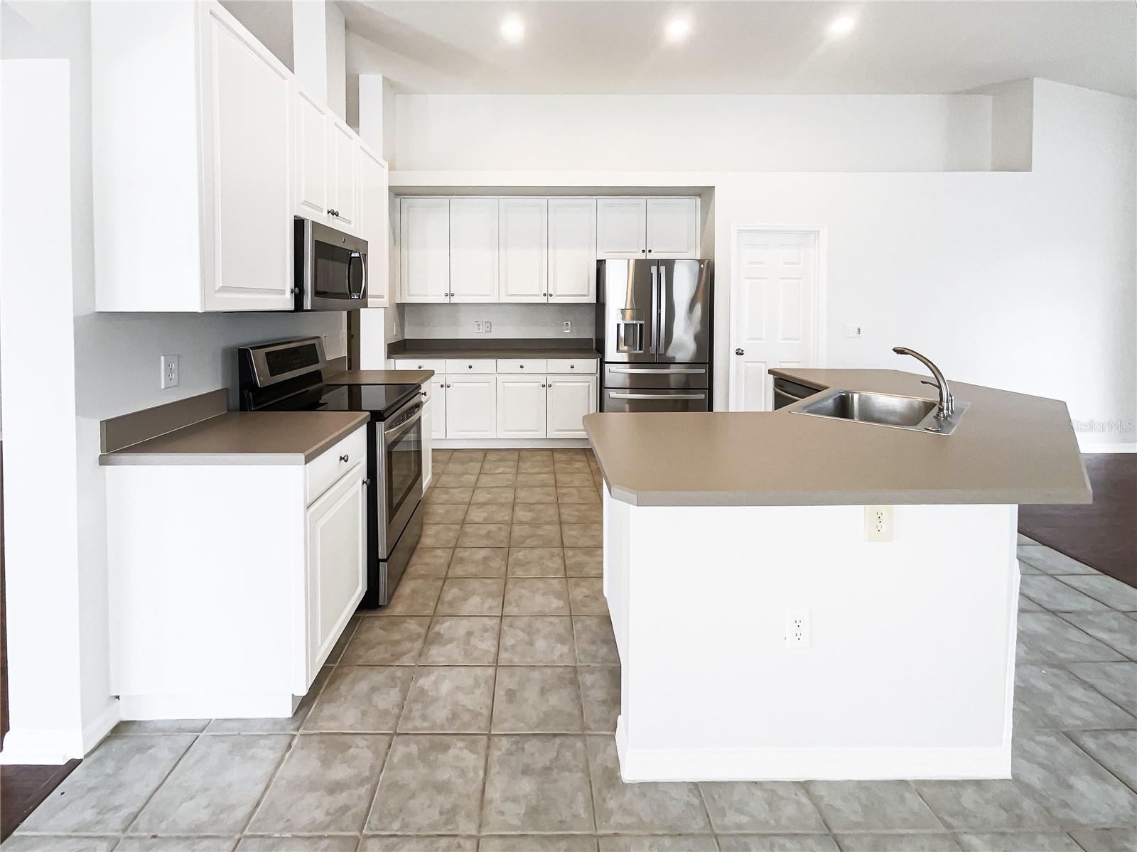 34434 Windknob Ct Property Photo 6