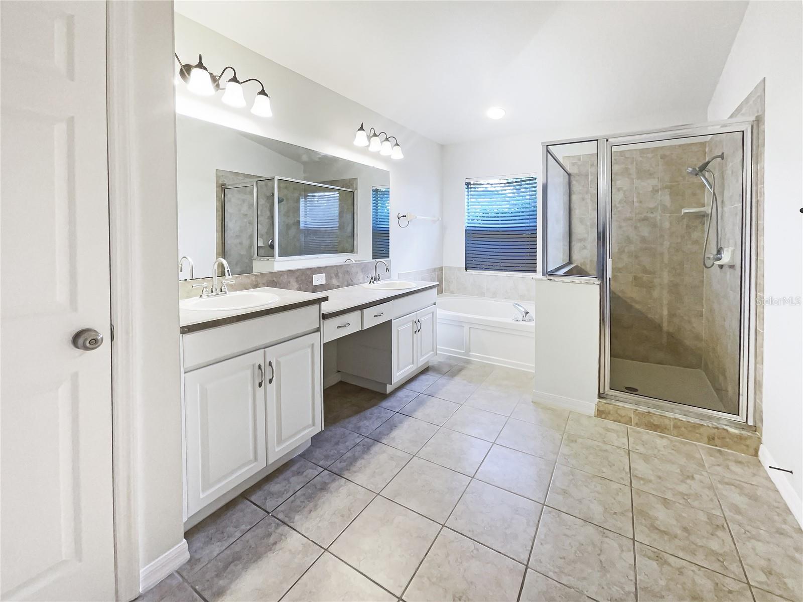34434 Windknob Ct Property Photo 14
