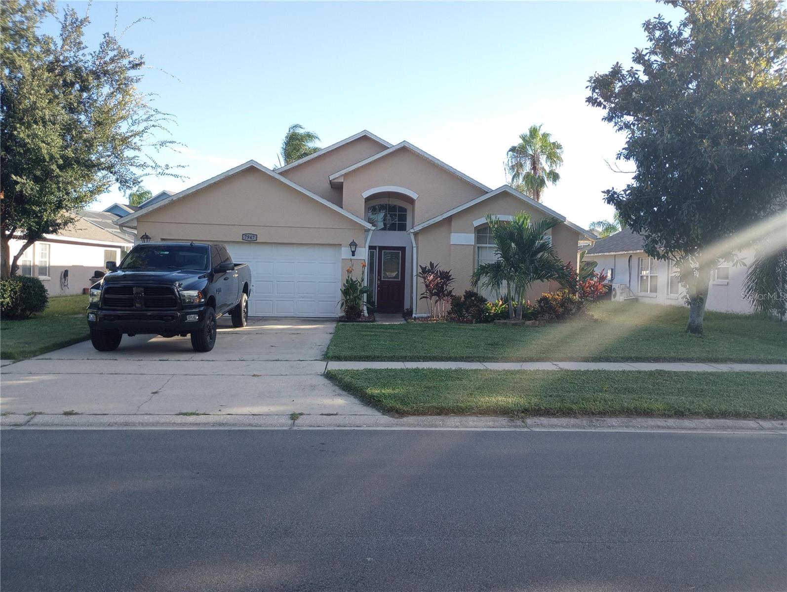 7947 GOLDEN POND CIR Property Photo 1