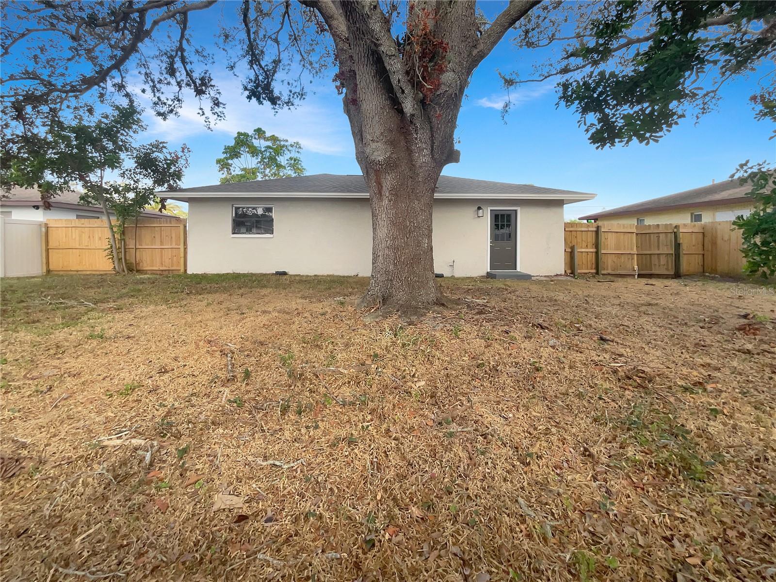 4642 Spahn St Property Photo 8