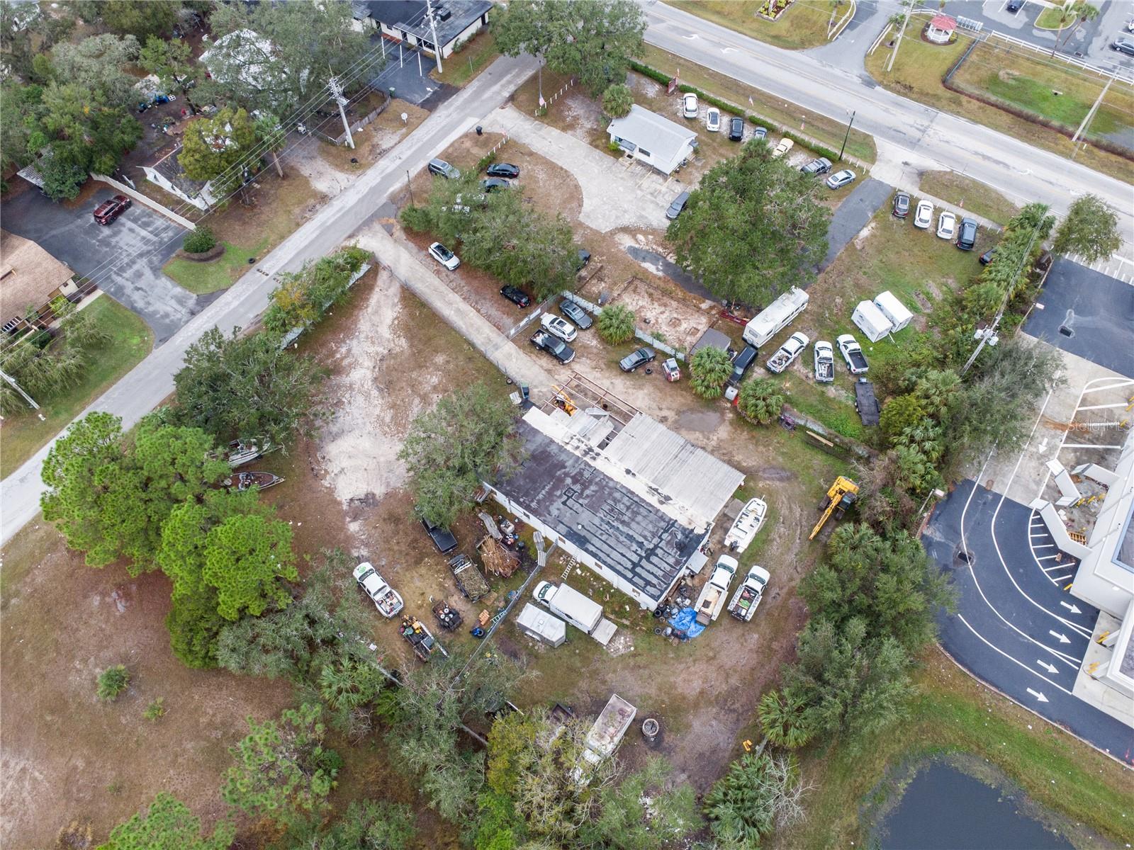 1421 Griffin Rd Property Photo 15