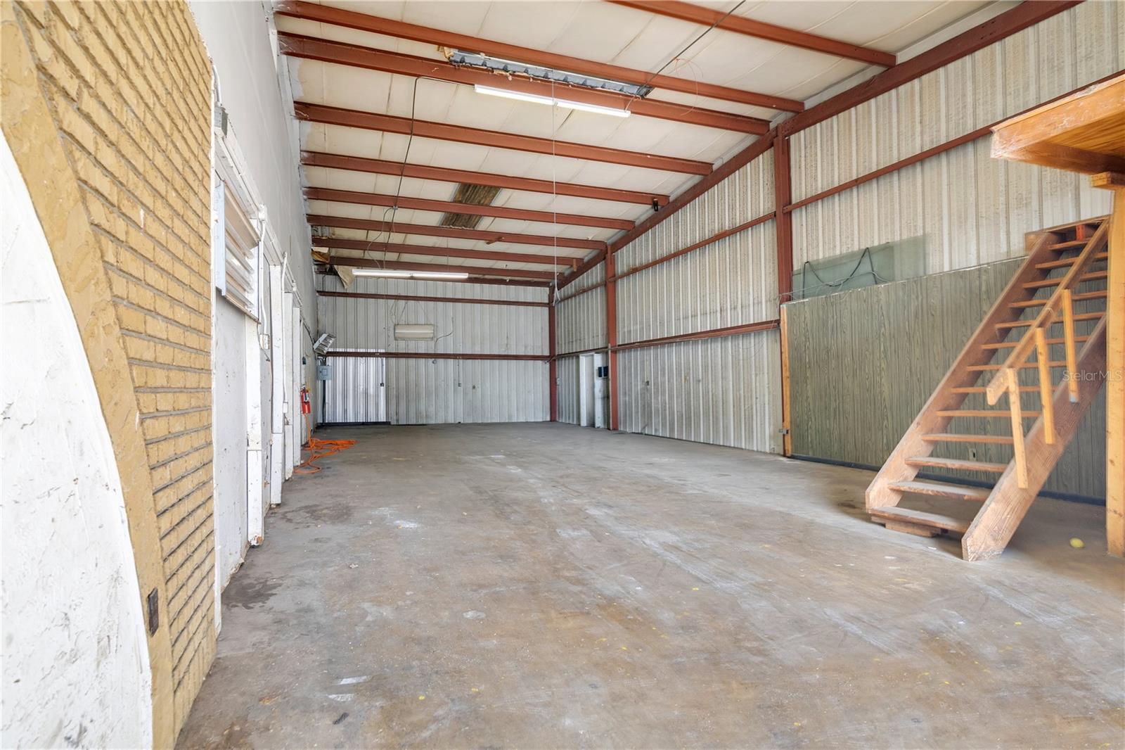 203 E Palmetto Ave Property Photo 8