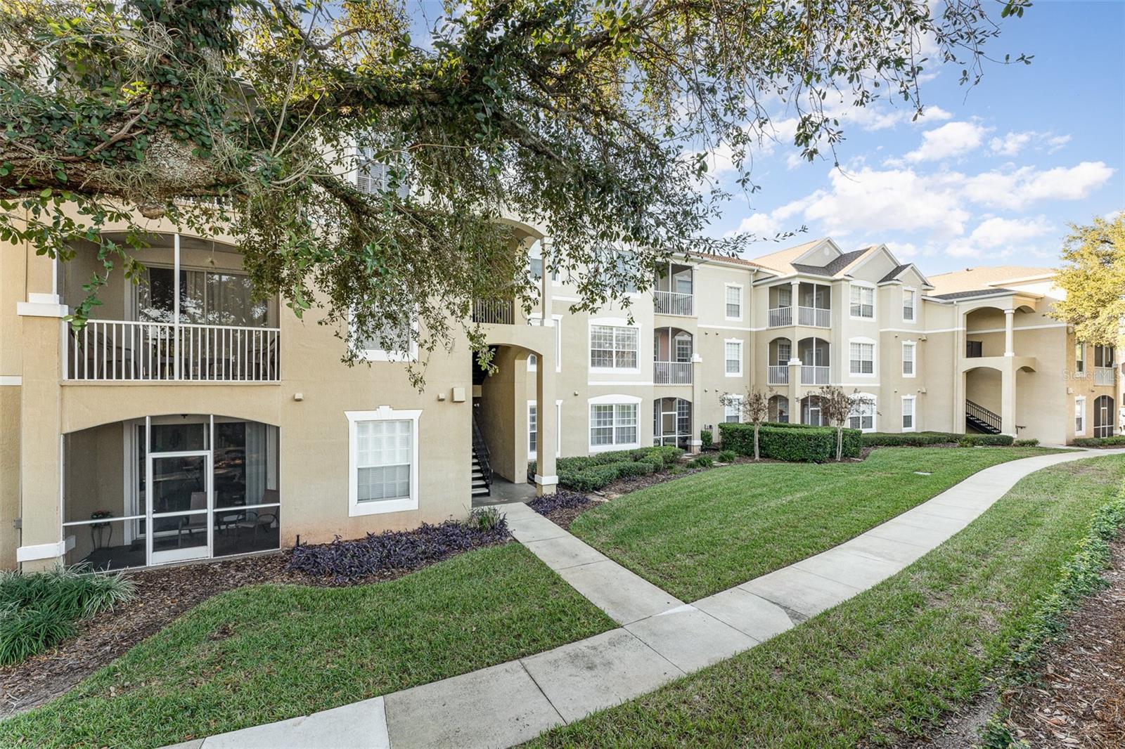 2303 BUTTERFLY PALM WAY #201 Property Photo 1