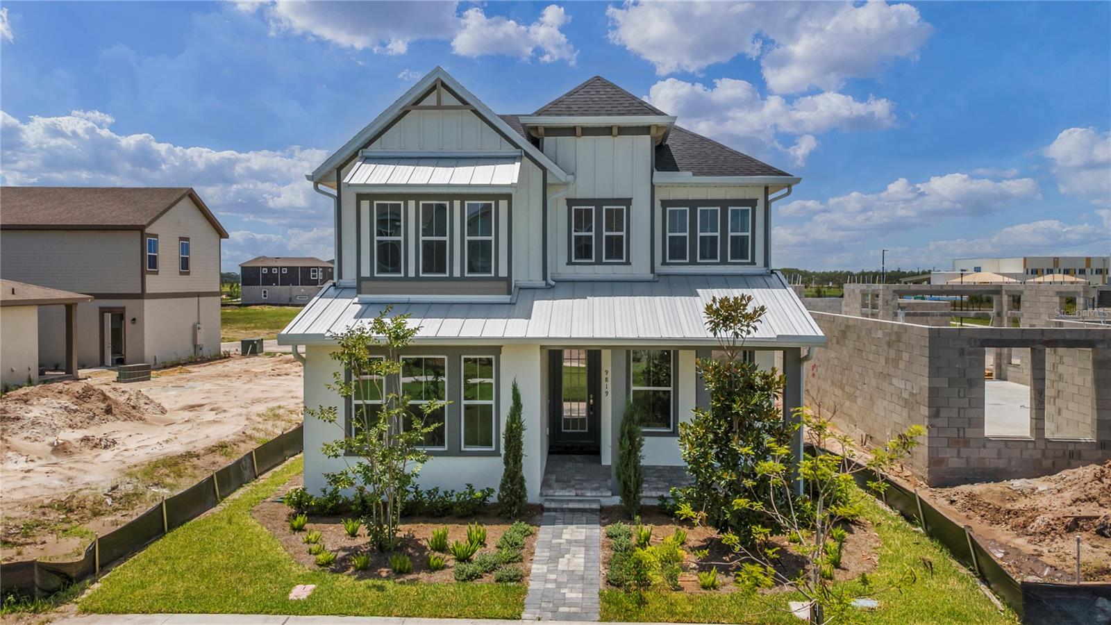 9819 GOBAT ALY Property Photo 1