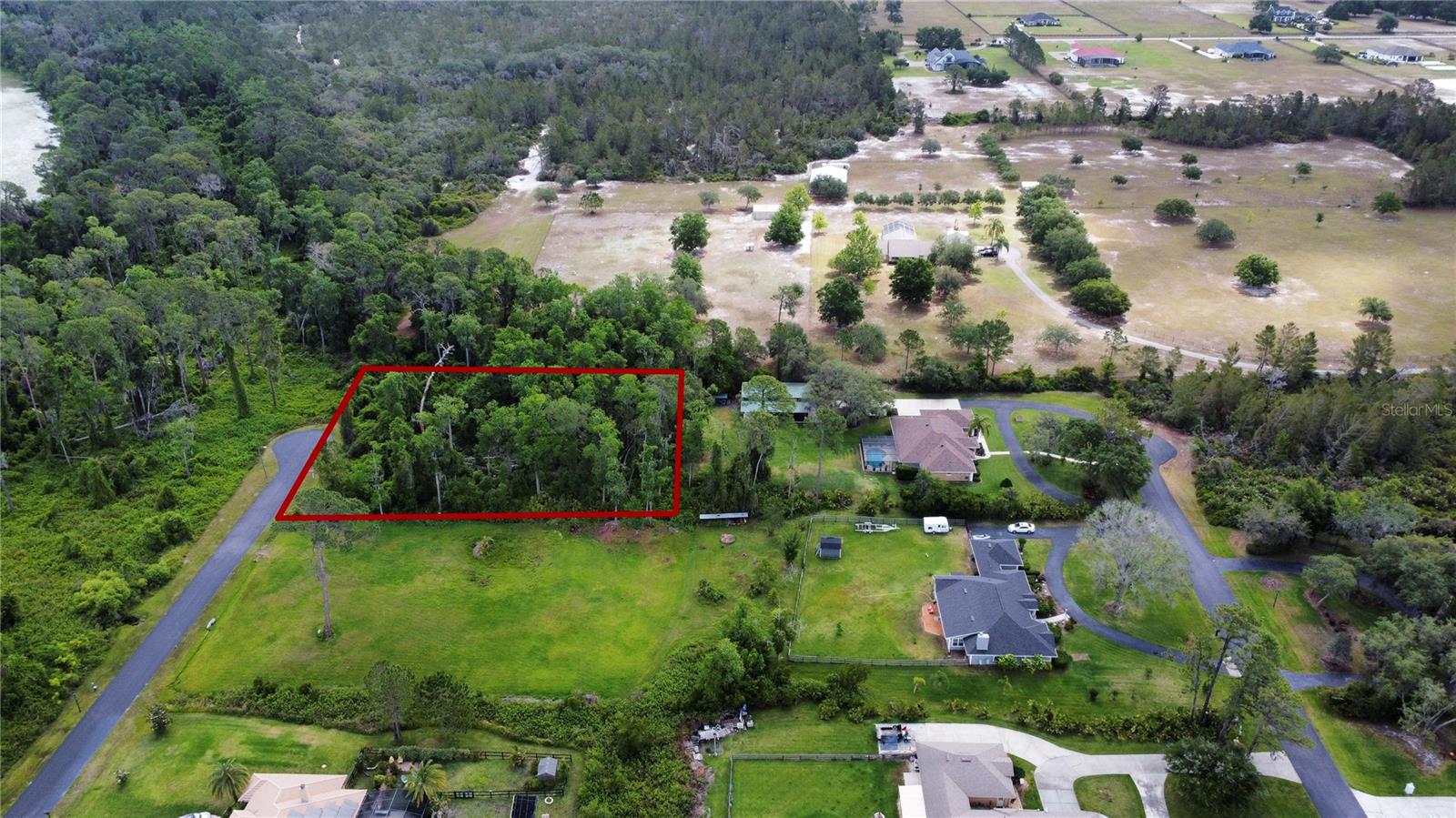 Mill Pond Rd Property Photo 1