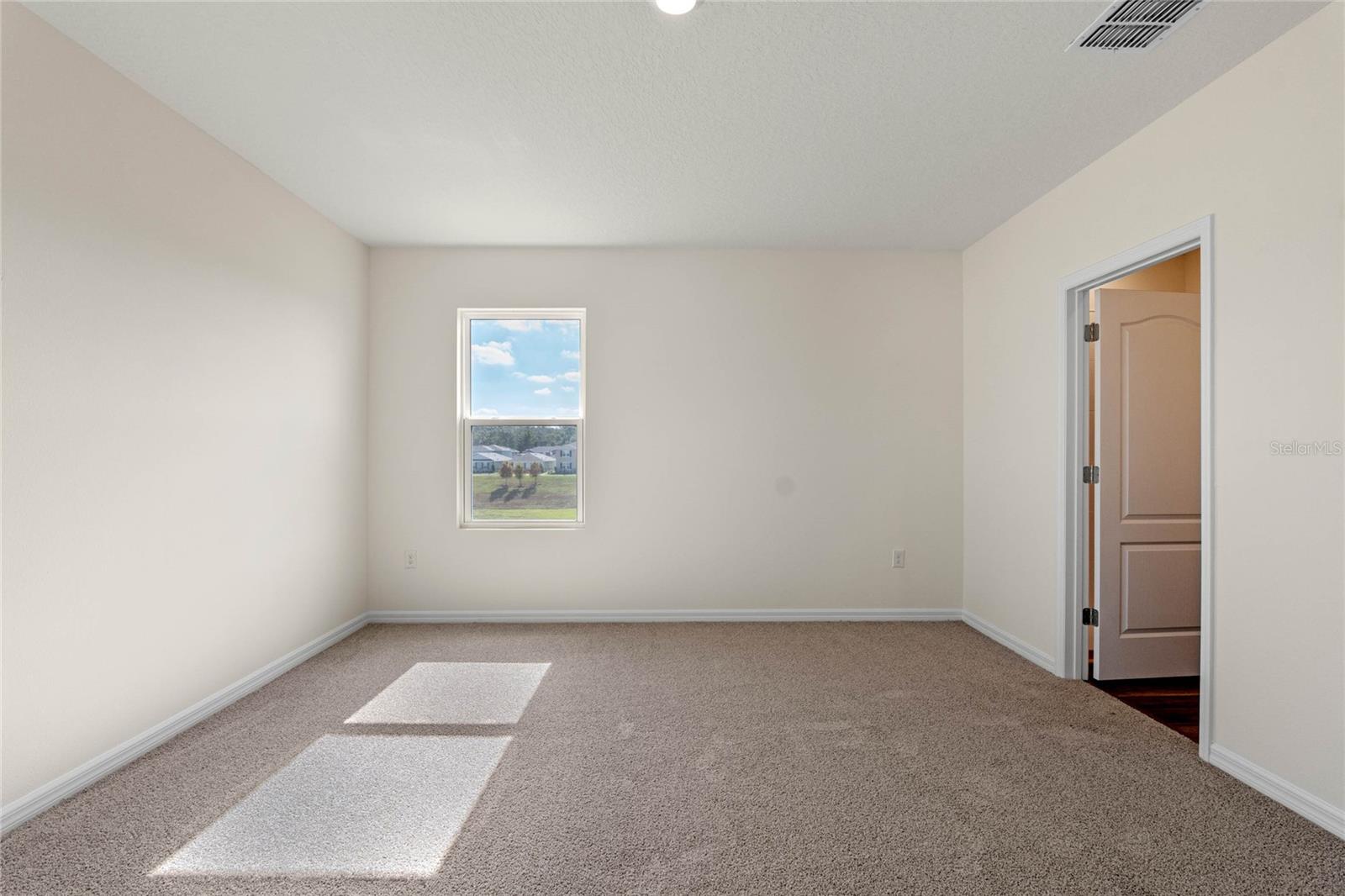 5800 Galloping Dr Property Photo 16