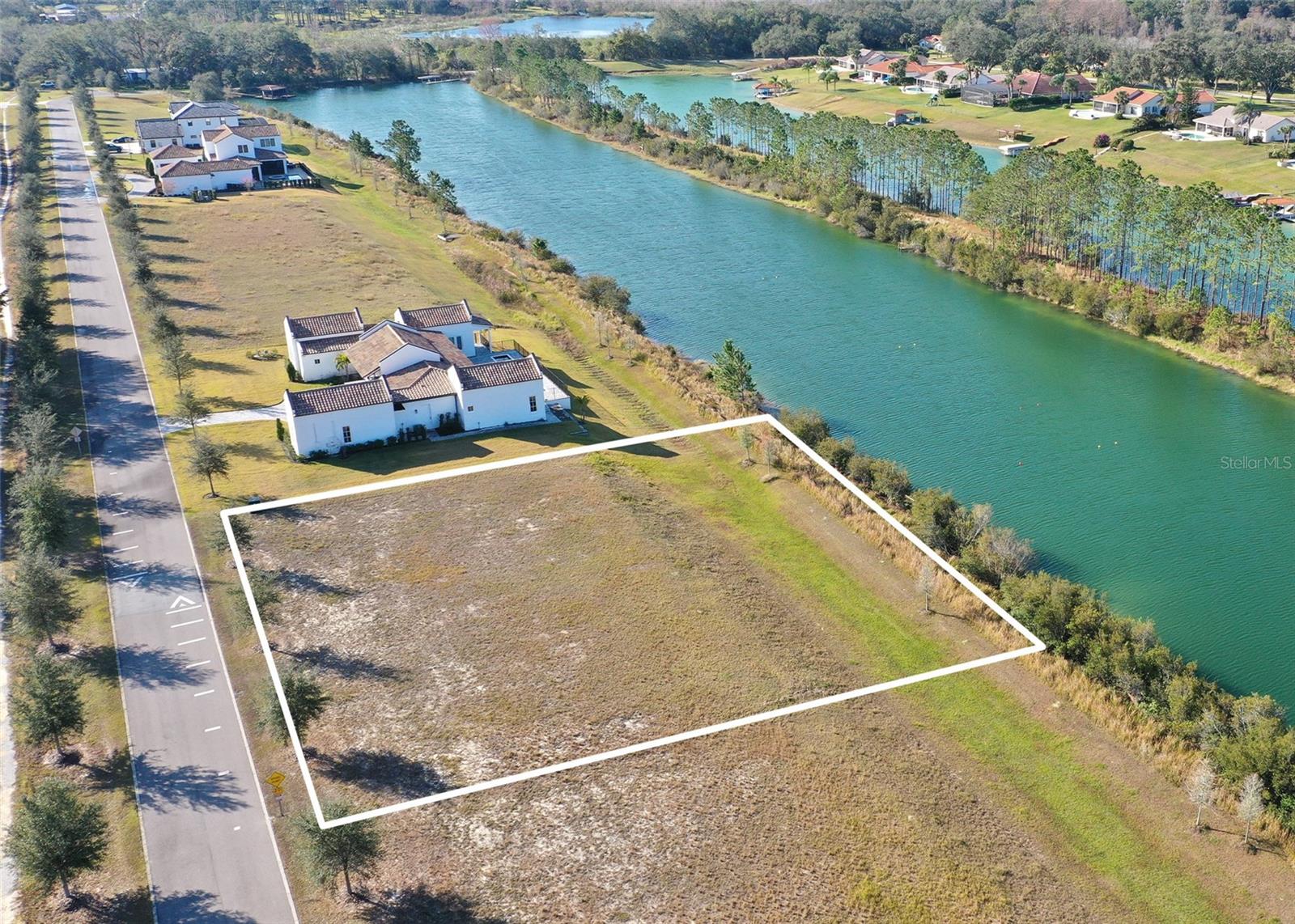 13085 Swinney Ln Property Photo 5