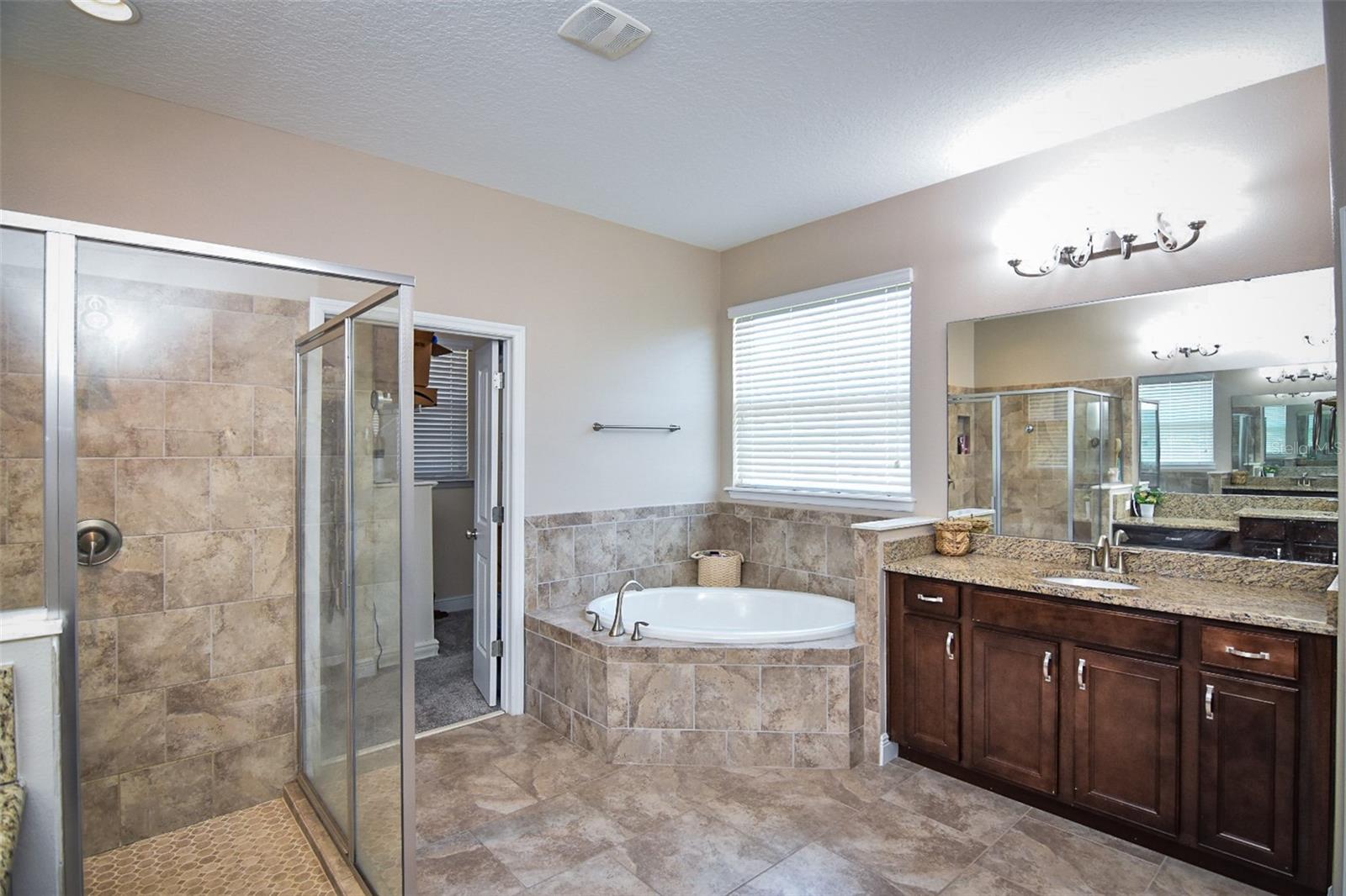169 Magneta Loop Property Photo 15
