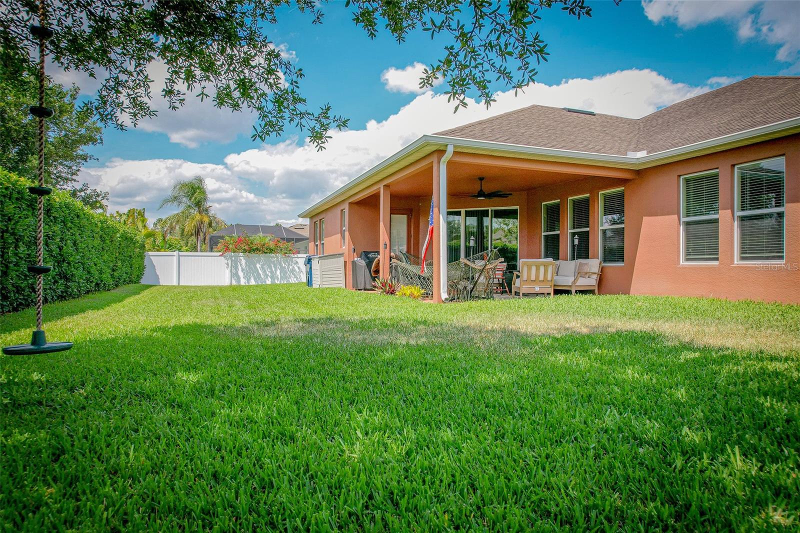 169 Magneta Loop Property Photo 38