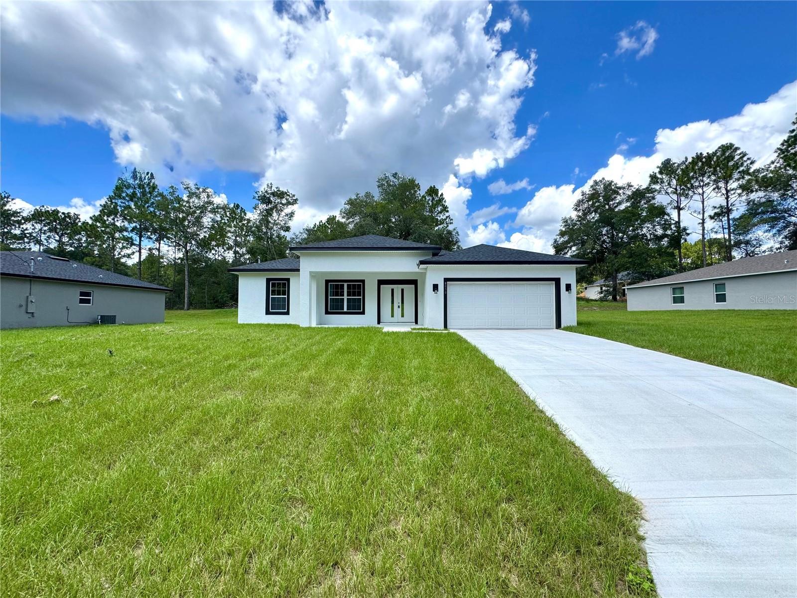 8050 N Oberon Ter Property Photo 2