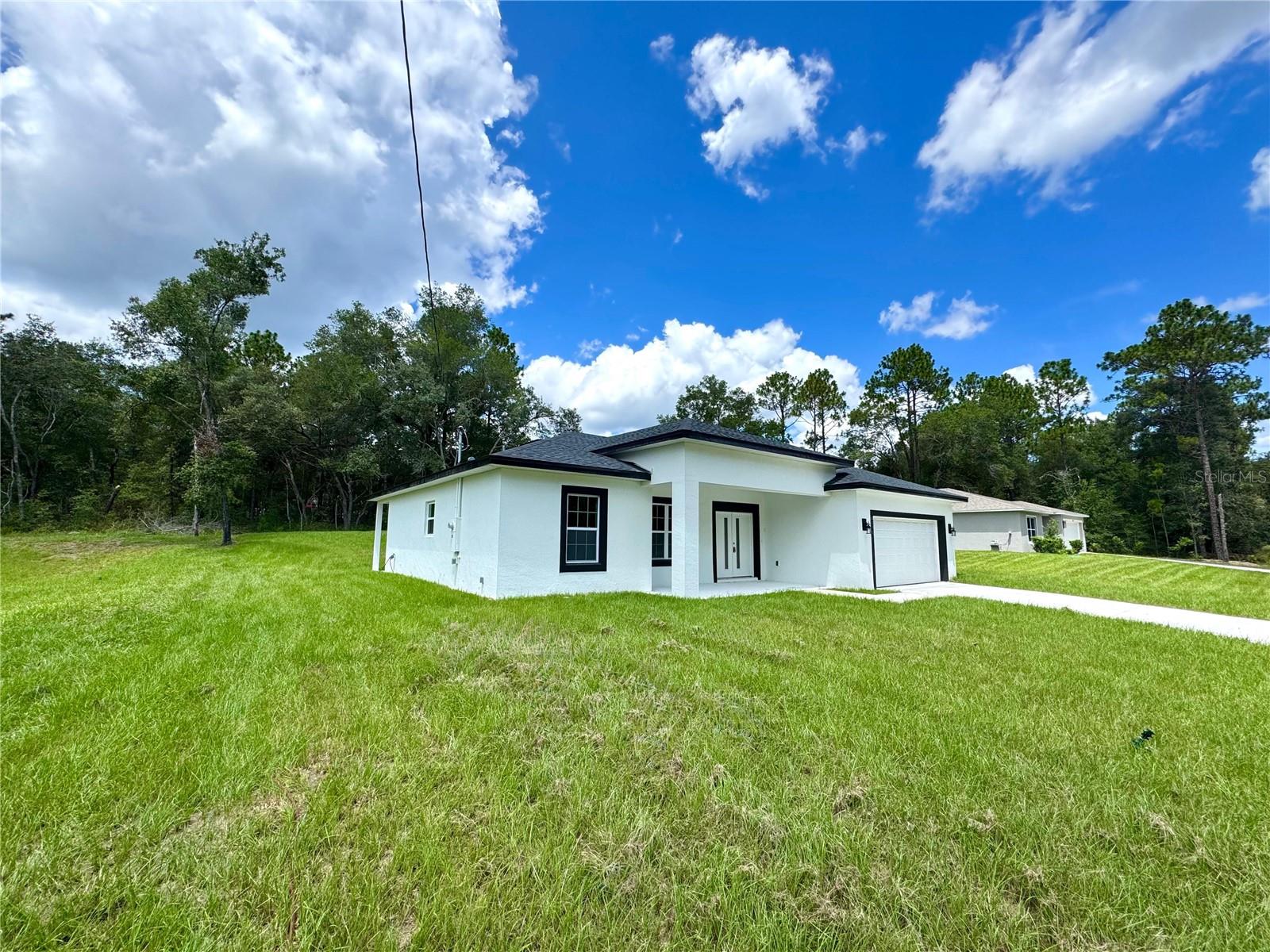 8050 N Oberon Ter Property Photo 4