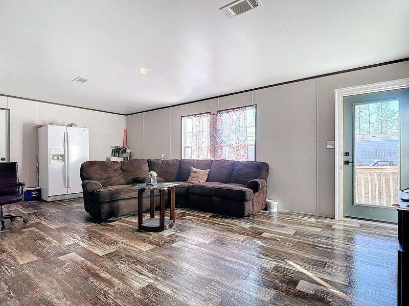 8325 Strasse Blvd Property Photo 17