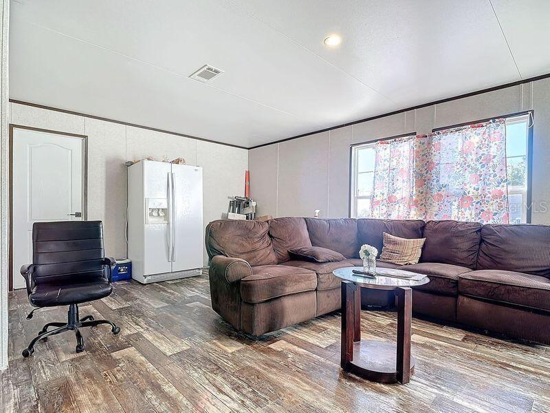 8325 Strasse Blvd Property Photo 18