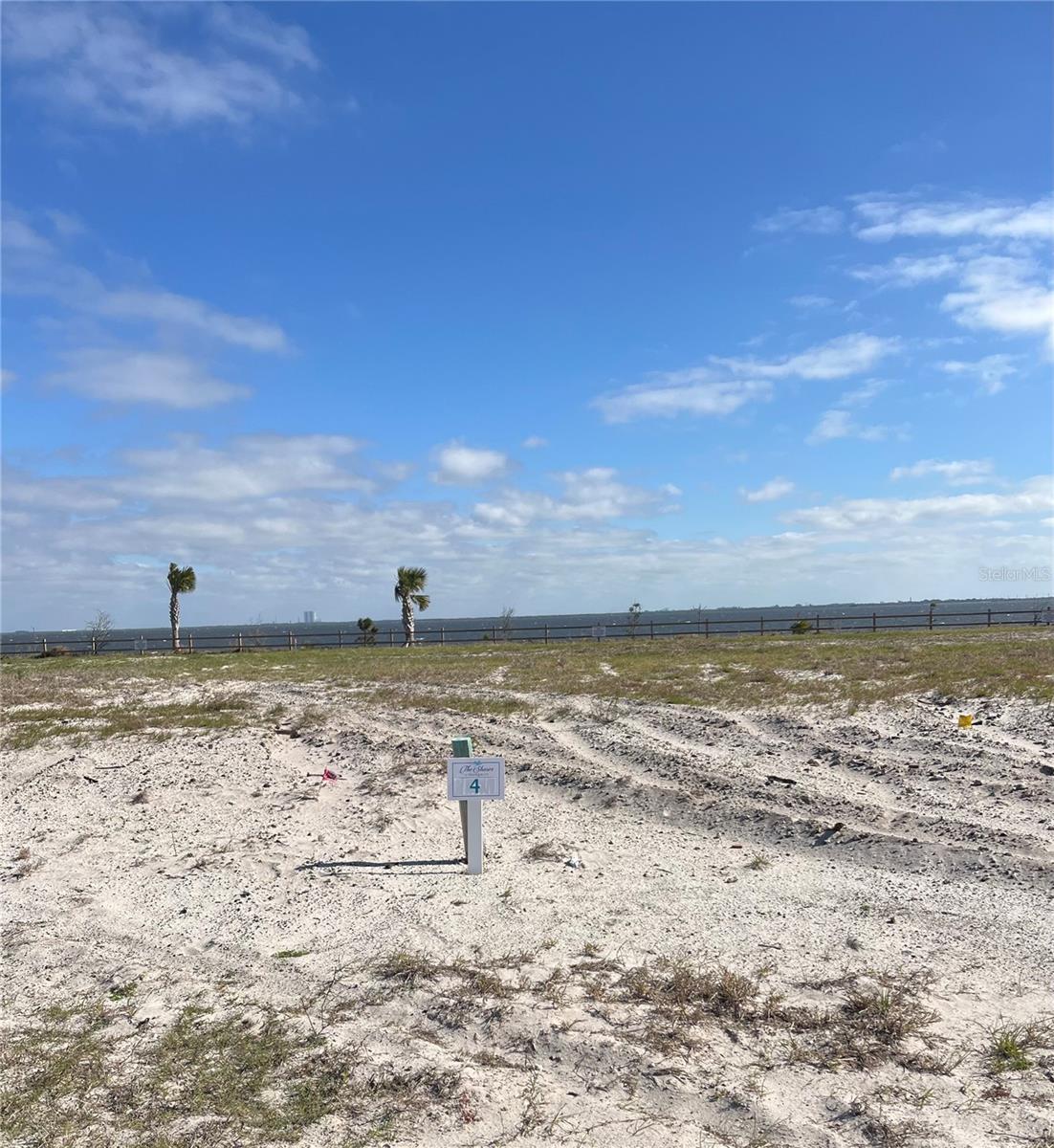 6311 Constellation Dr Property Photo 1