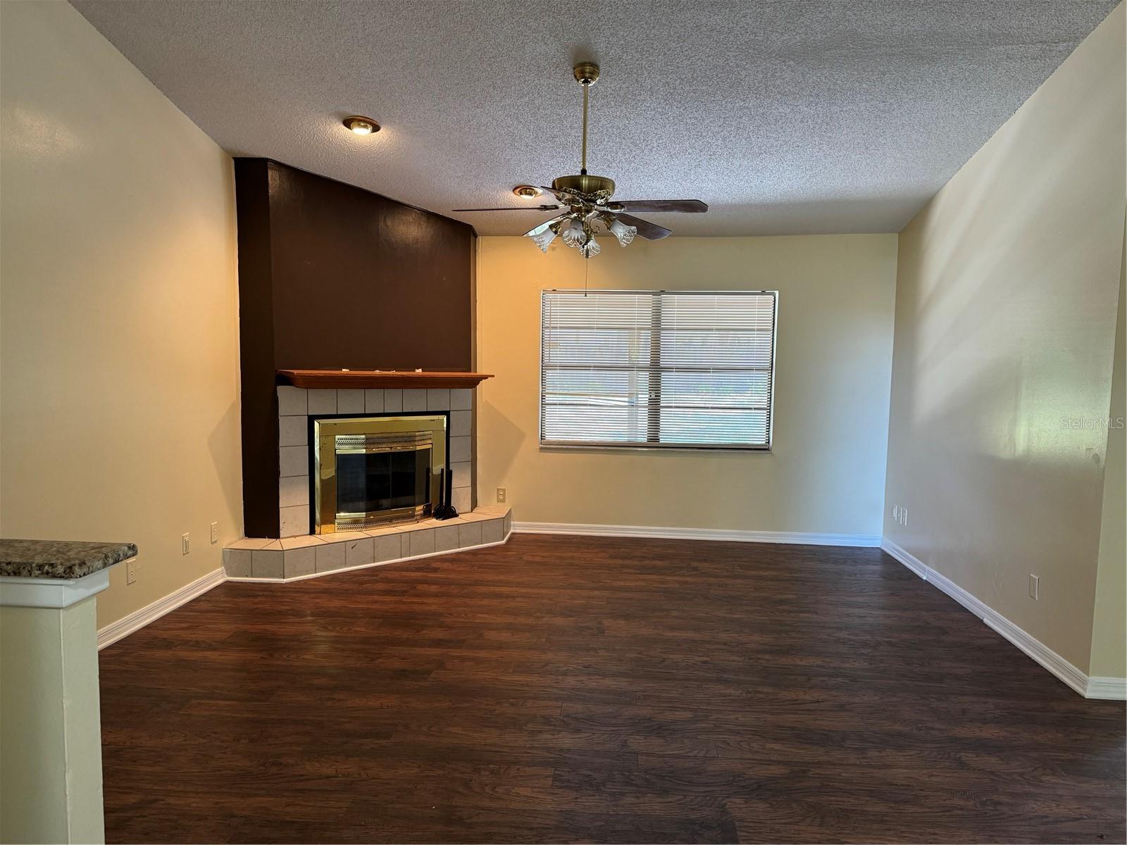 5581 Aeolus Way Property Photo 2