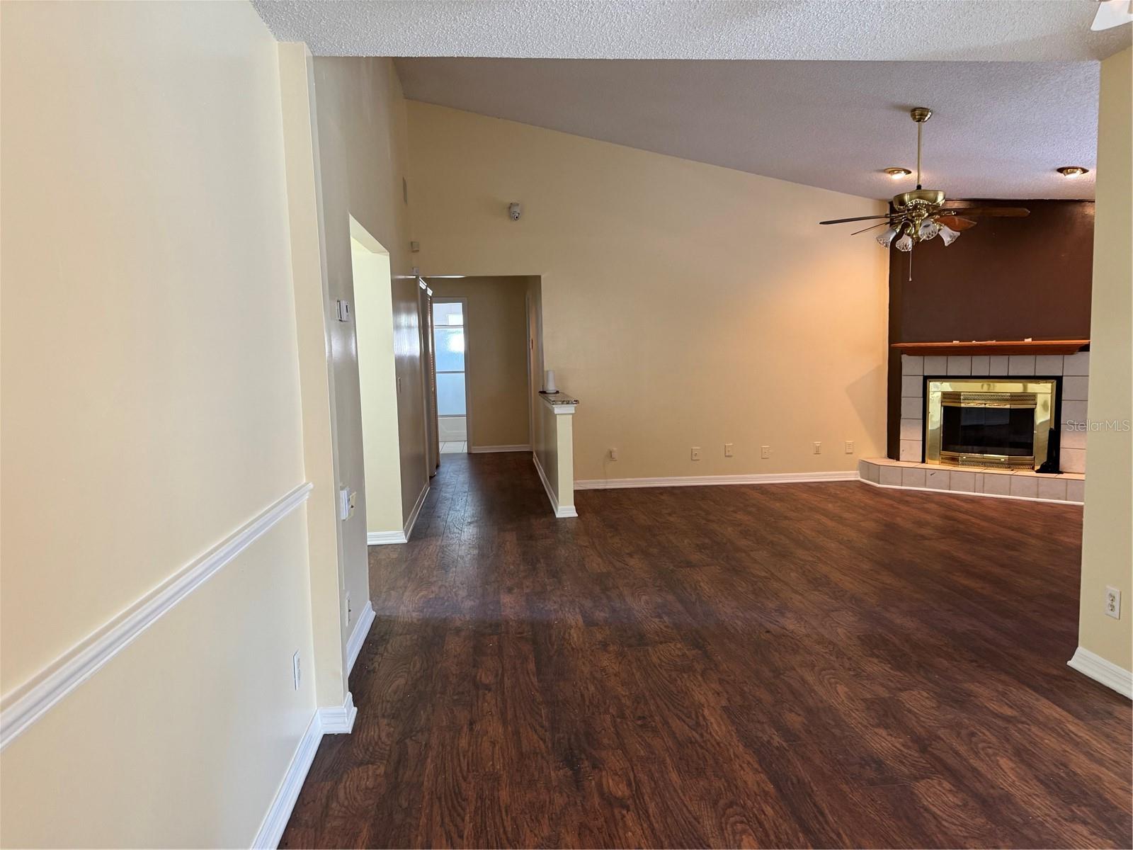 5581 Aeolus Way Property Photo 3