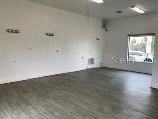 595 9th St Property Photo 22