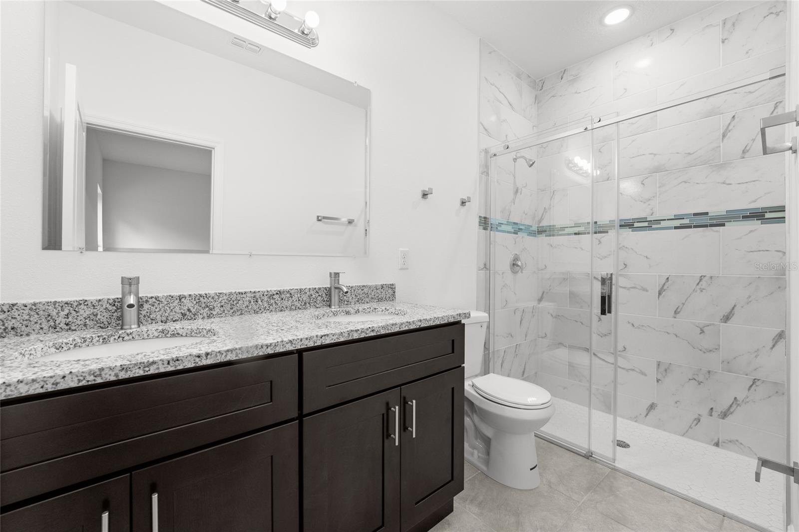 3179 W Barberton Pl Property Photo 4