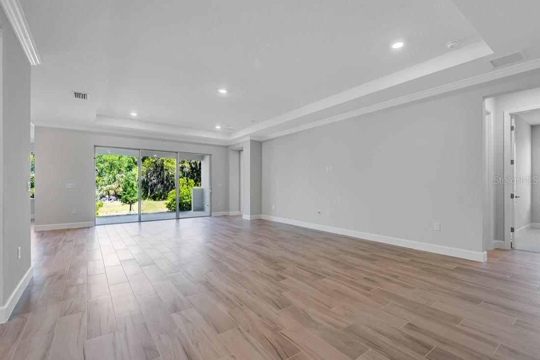 2995 Arranmore Dr Property Photo 8