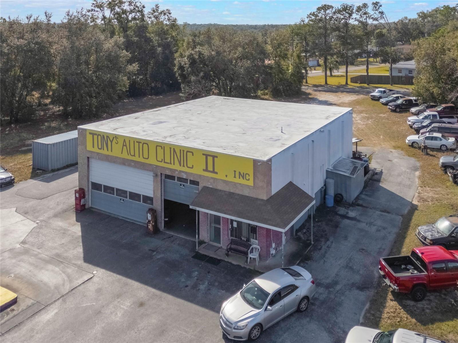 3190 S Florida Ave Property Photo 4