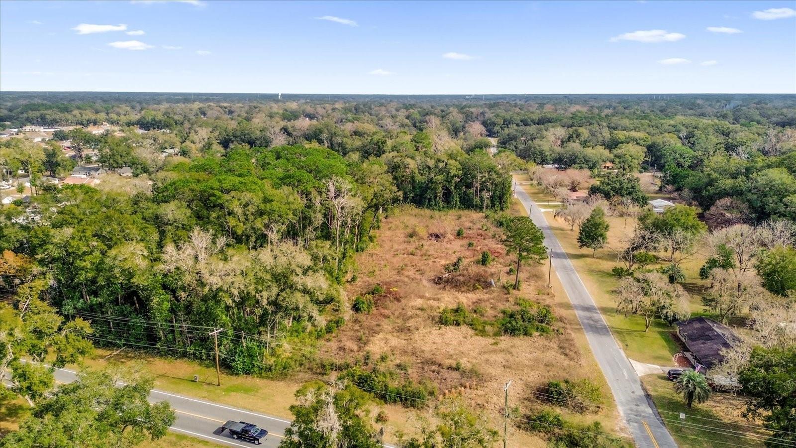 3653 Ne Jacksonville Rd Property Photo 16