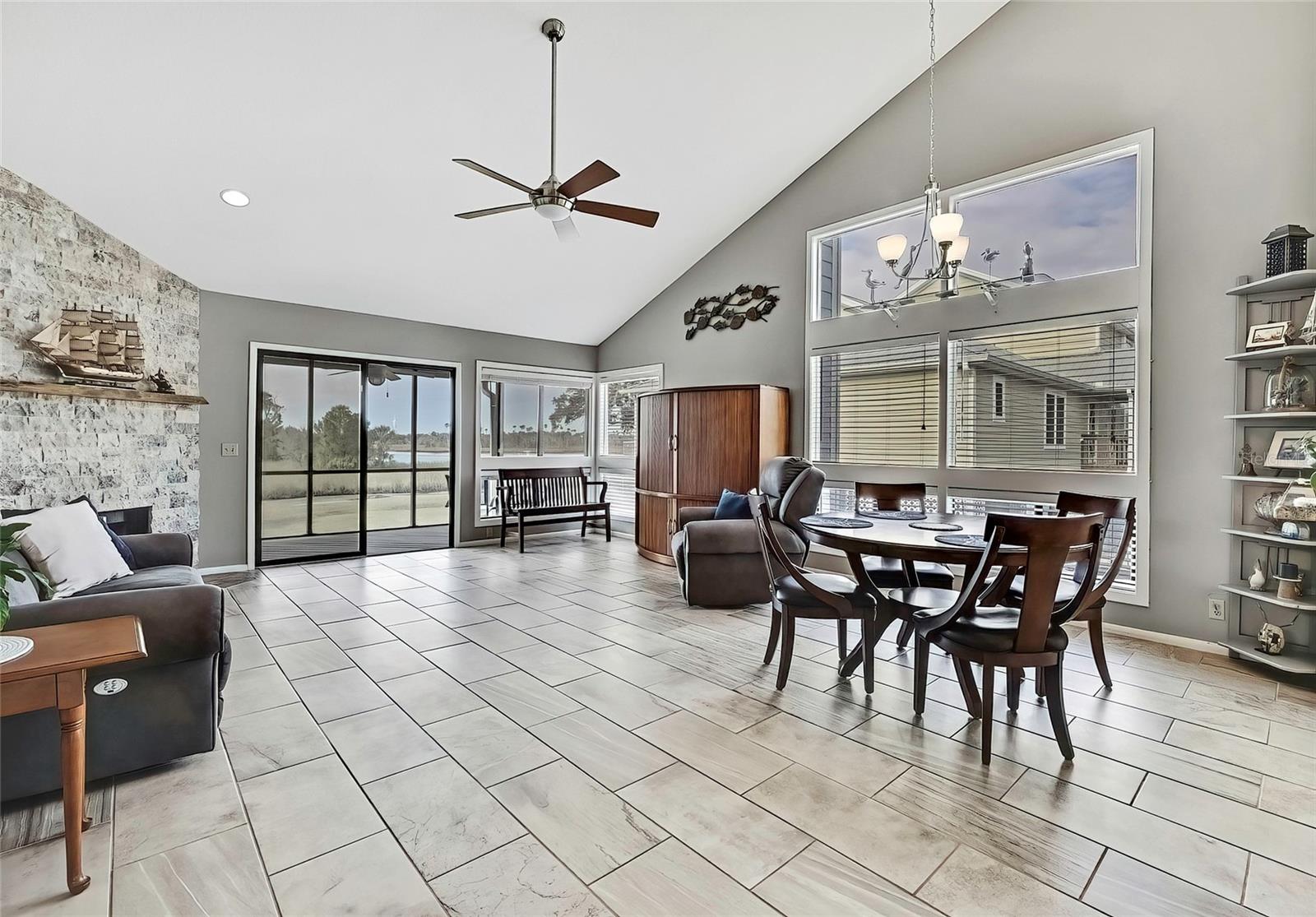 2891 N Rivers Edge Blvd #100 Property Photo 2