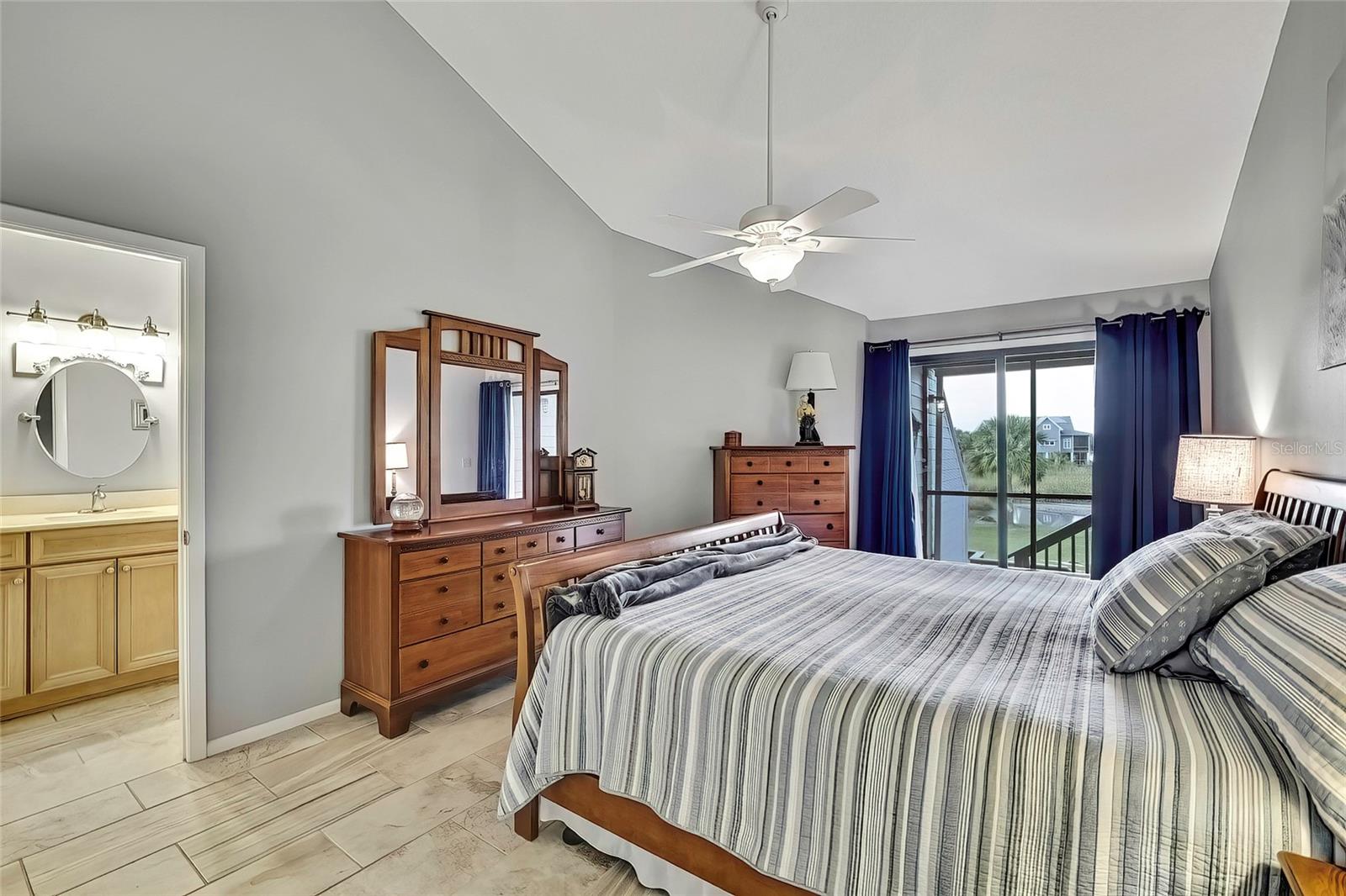 2891 N Rivers Edge Blvd #100 Property Photo 16