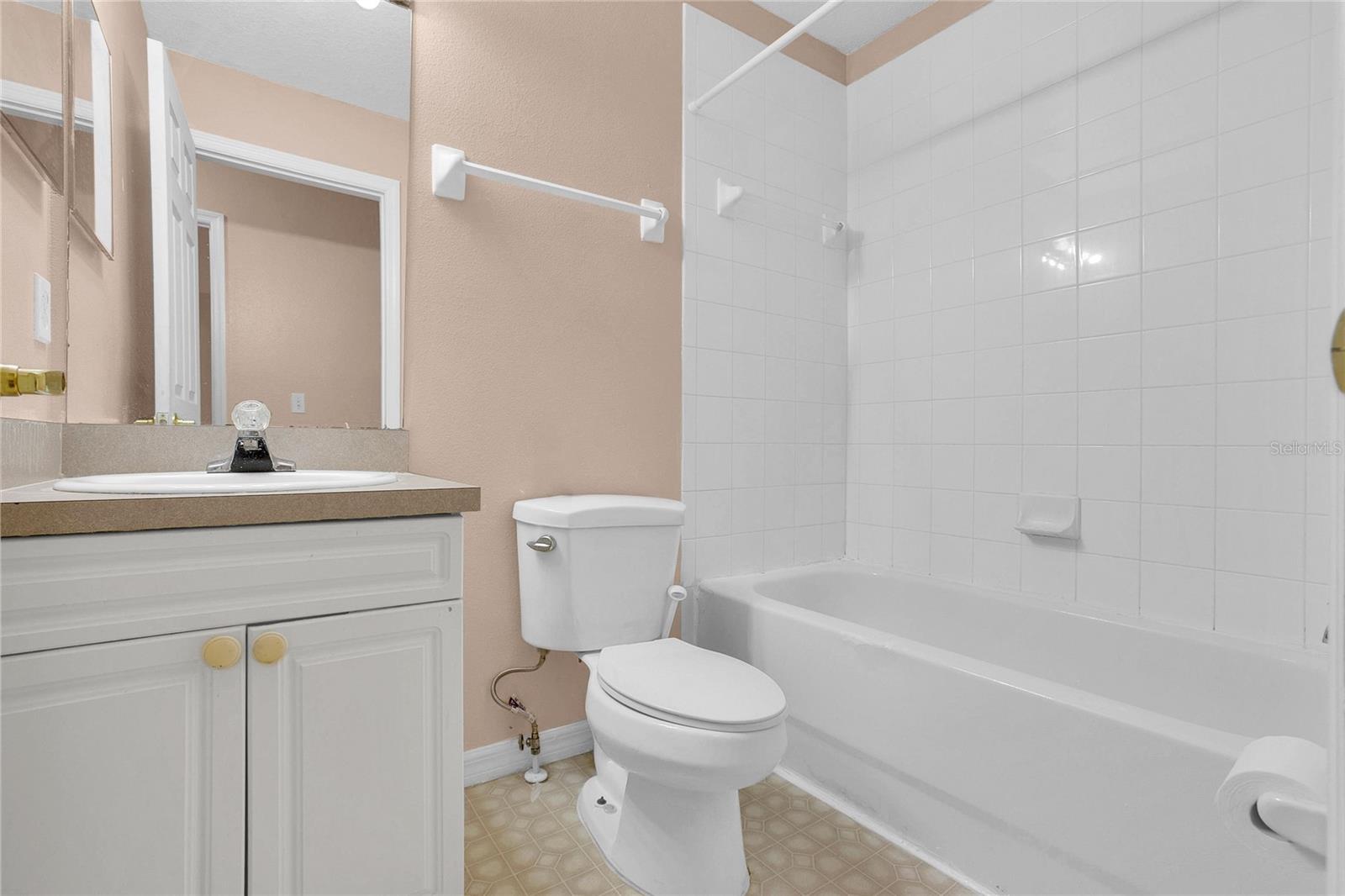 2918 Fan Palm Dr #main Property Photo 10