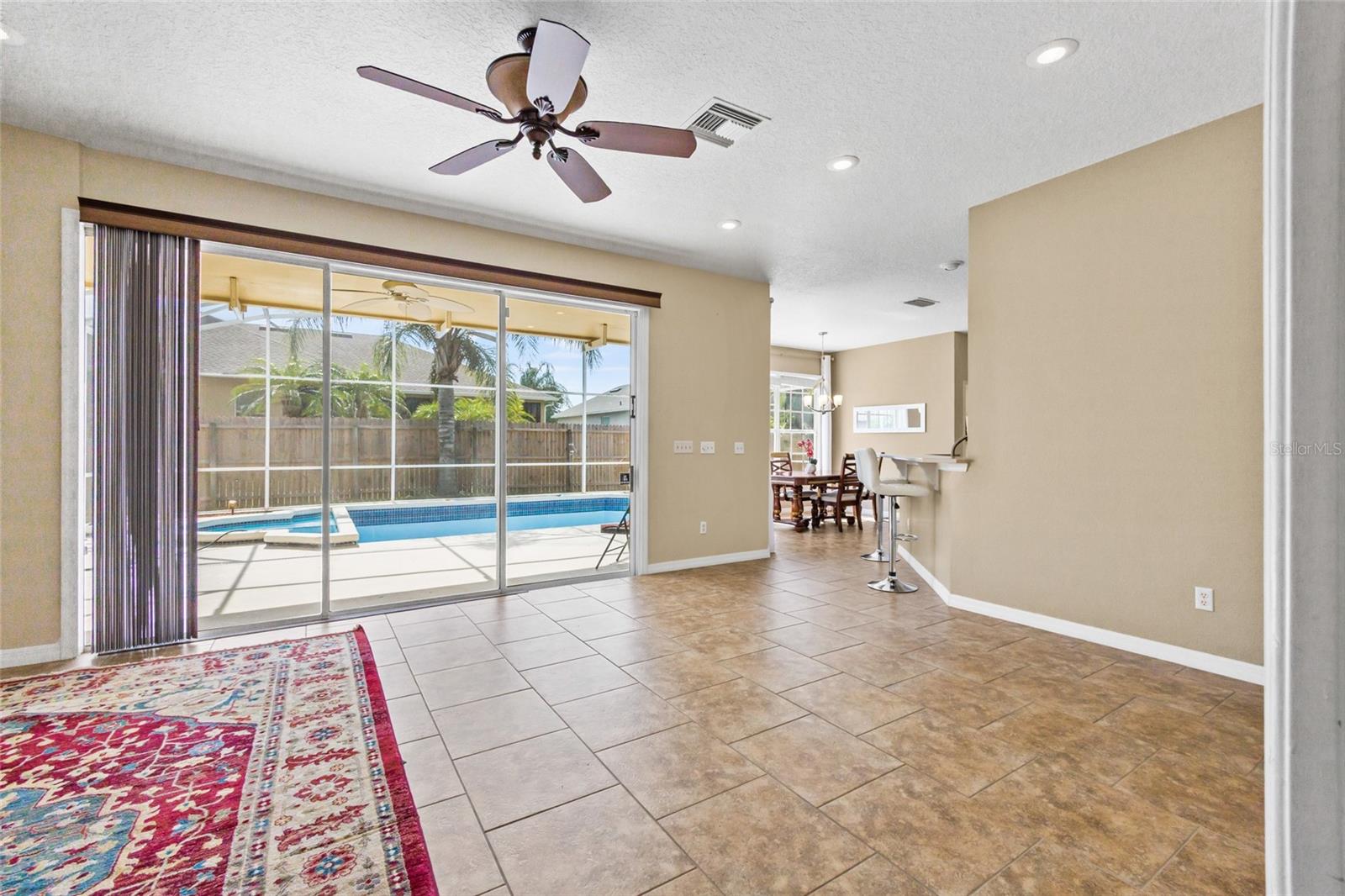 1569 Victoria Way Property Photo 9