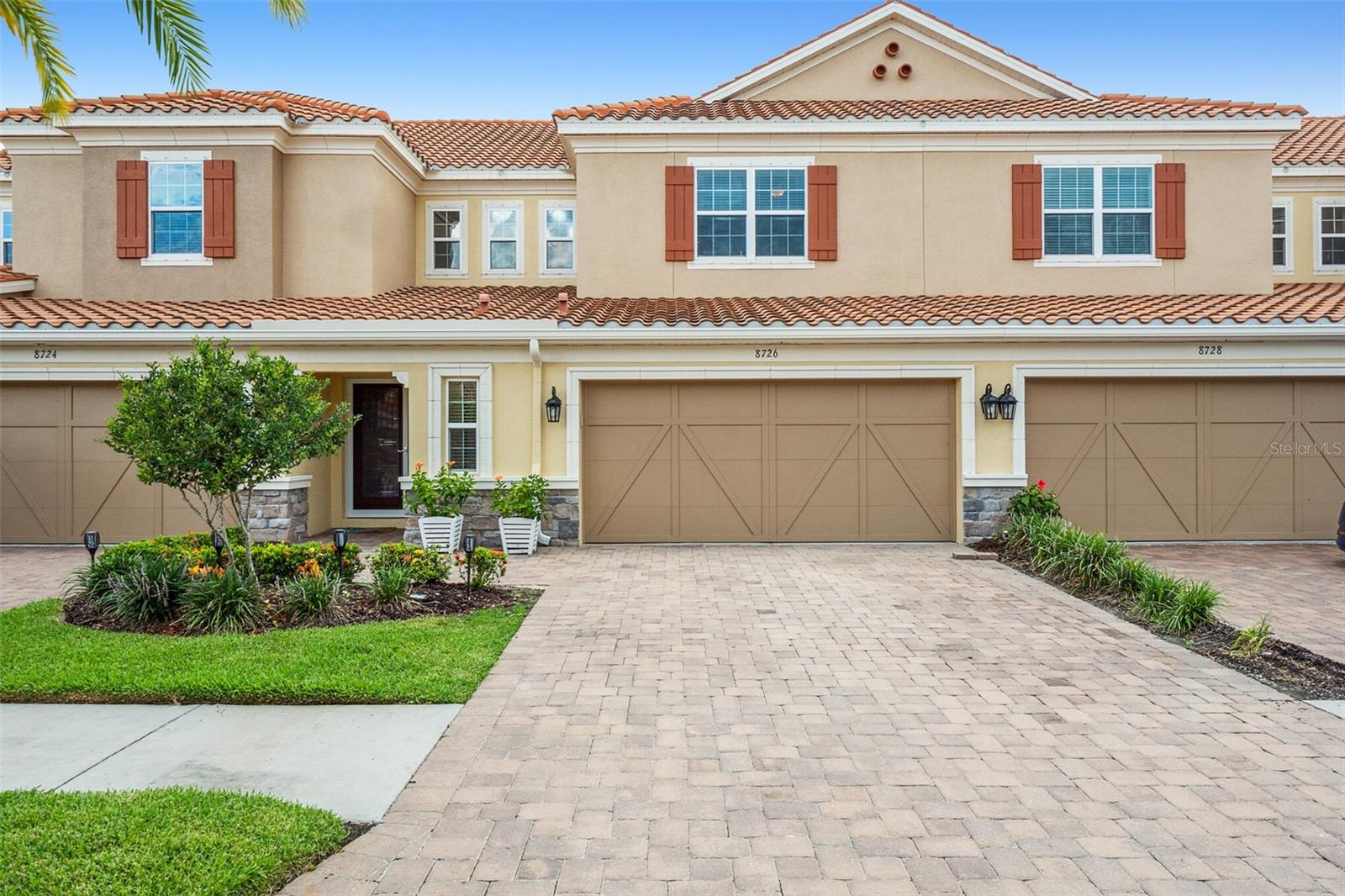 8726 Terracina Lake Dr Property Photo 1
