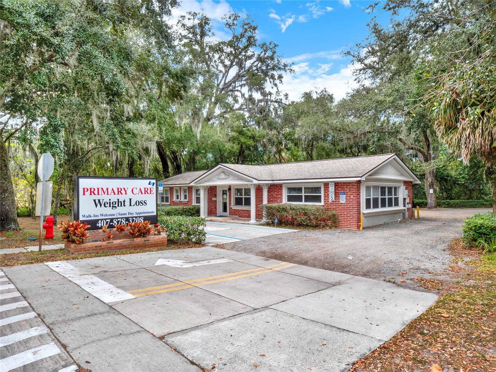 2768 W Lake Mary Blvd Property Photo 1